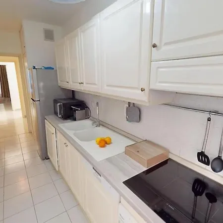 113vpc - Superbe Spacieux3p Face Et Parking Prive Apartmán